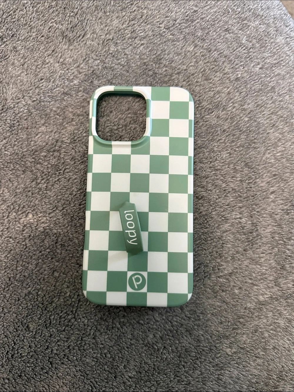 iPhone 16 pro max Loopy Case Green and White Checkered Phone Case with Loop Grip